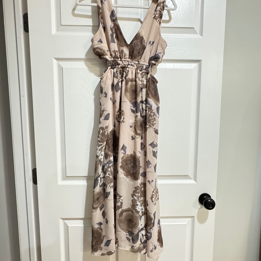Sienna Sky Floral Maxi Dress - Cream and Brown